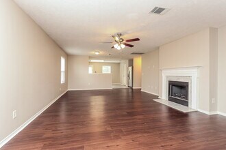5240 Sunsail Dr in Nashville, TN - Building Photo - Building Photo
