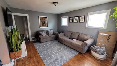 1807 Olds Ave in Lansing, MI - Building Photo - Building Photo