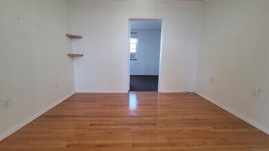 7 Magnolia Ave in Jersey City, NJ - Building Photo - Building Photo