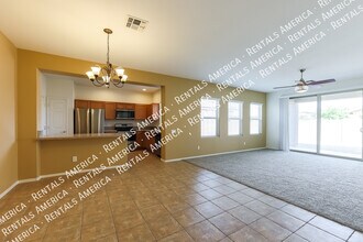 970 E Bellerive Pl in Chandler, AZ - Building Photo - Building Photo