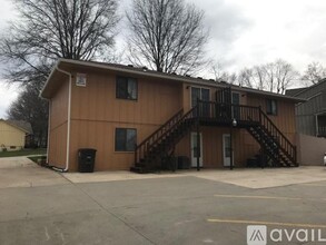 9129 E 85th Pl in Raytown, MO - Foto de edificio - Building Photo