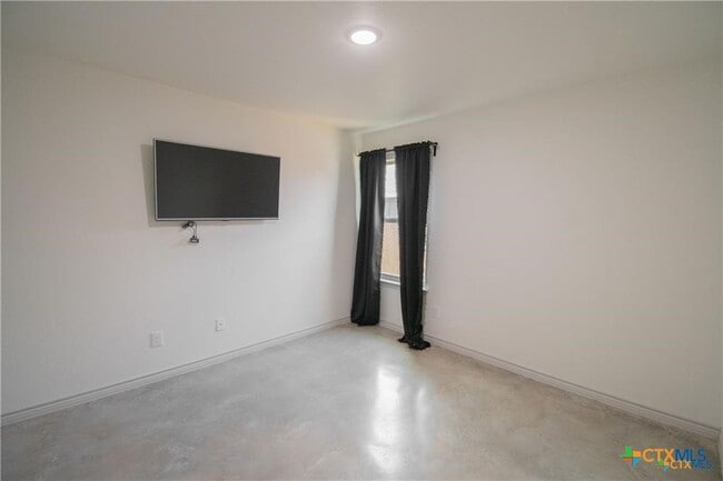 746 Freedom Cir in Nolanville, TX - Building Photo - Building Photo