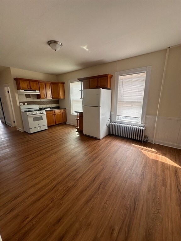 617 Hyde Park Ave, Unit 1 in Boston, MA - Foto de edificio - Building Photo