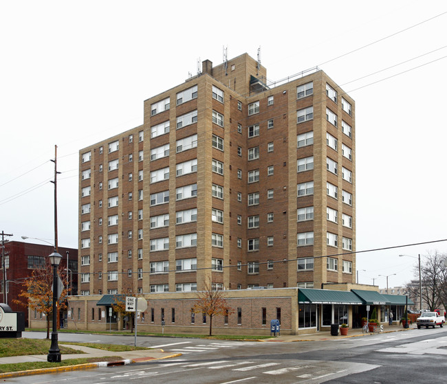 Westberry Apartments in Fort Wayne, IN - Building Photo - Building Photo