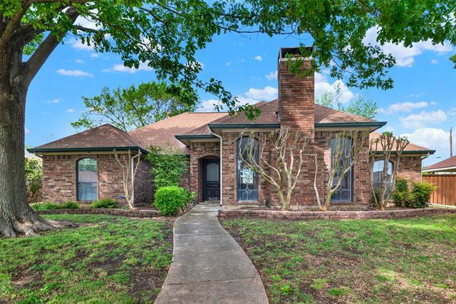 3117 Osceola Dr in Plano, TX - Foto de edificio