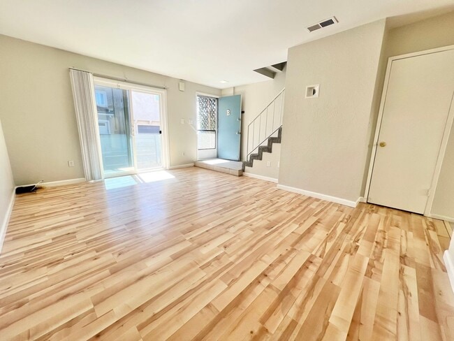 114 20th St in Huntington Beach, CA - Building Photo - Building Photo