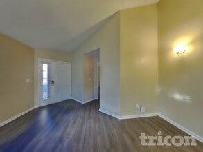 5972 Royal Vista Way in Reno, NV - Building Photo - Building Photo