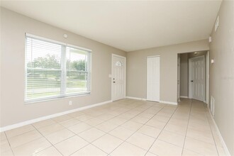 1194 E Lombardy Dr in Deltona, FL - Building Photo - Building Photo
