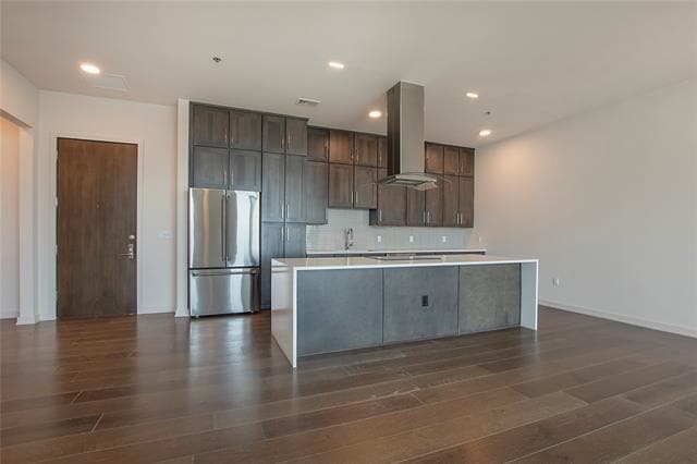 6911 Cowboys Way in Frisco, TX - Building Photo - Building Photo
