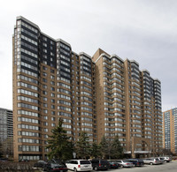 Platinum East in Toronto, ON - Building Photo - Building Photo