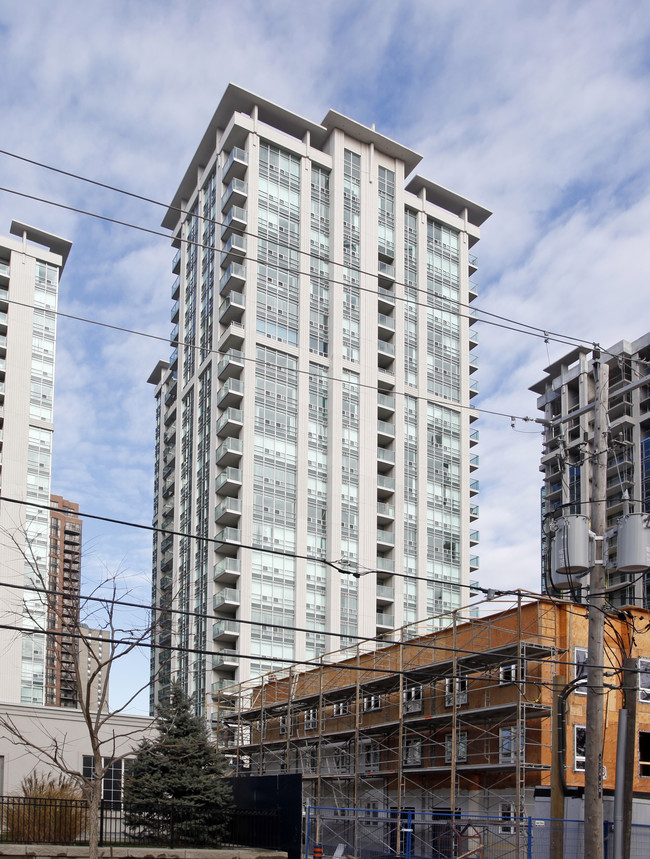 Cosmo Condos in Toronto, ON - Building Photo - Building Photo