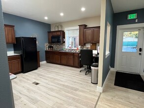 613 W Clark St in Pasco, WA - Building Photo - Building Photo