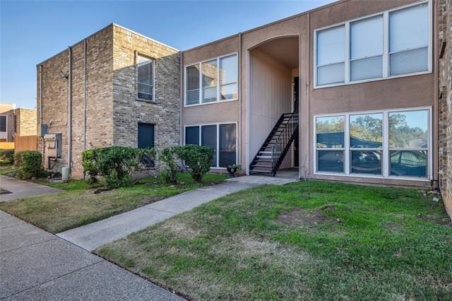 property at 5628 Boca Raton Blvd