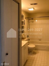 1402 E Baltimore St photo'