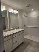 3529 NE 20th Pl in Cape Coral, FL - Building Photo - Building Photo