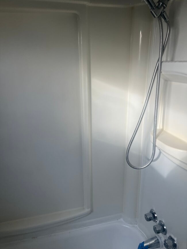 1342 Koebel Rd in Columbus, OH - Building Photo - Building Photo