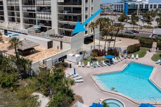 15000 Gulf Blvd in Madeira Beach, FL - Foto de edificio - Building Photo