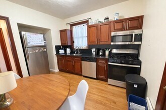 1584 Tremont St in Boston, MA - Building Photo - Building Photo