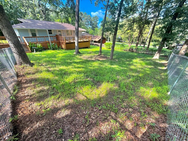 property at 22675 Lakeway Harbor Dr