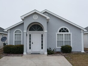 109 Seagrass Way in Panama City Beach, FL - Foto de edificio - Building Photo