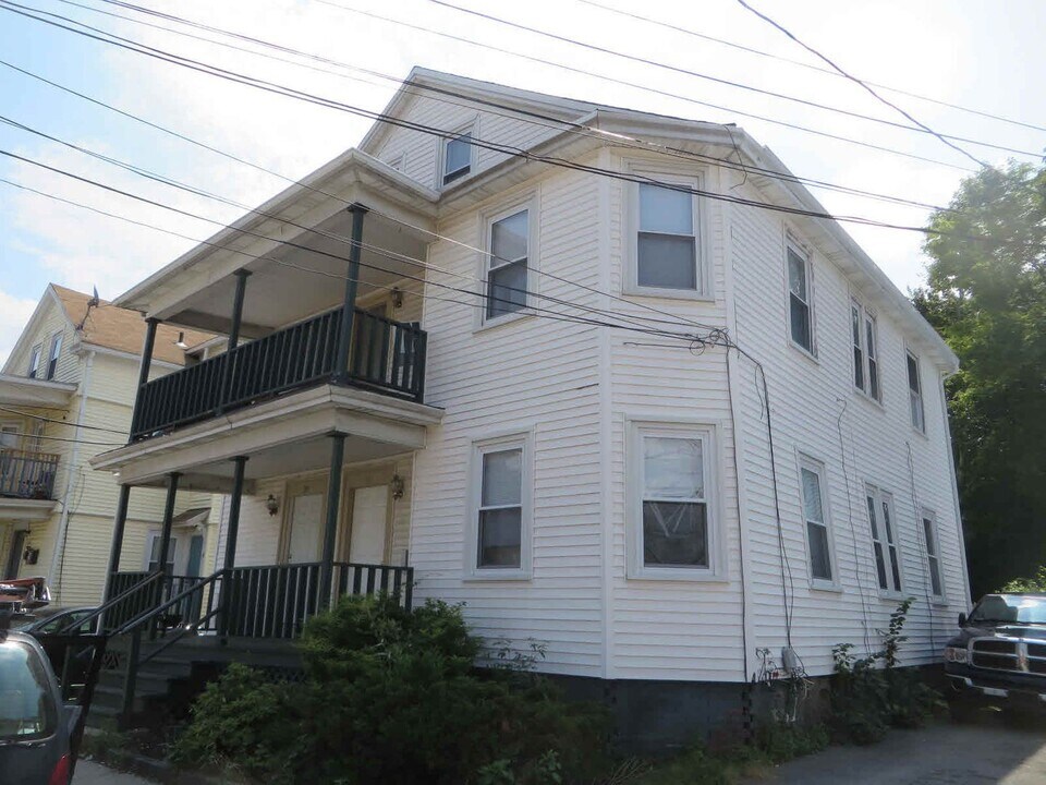 37-41 Mason Ave in North Attleborough, MA - Building Photo