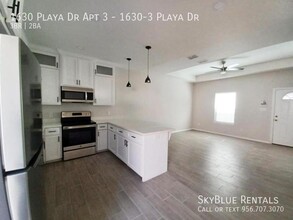 1630 Playa Dr in Weslaco, TX - Building Photo - Building Photo