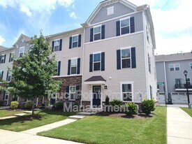 1105 Newell Towns Ln in Charlotte, NC - Building Photo