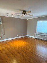 35 Midwood Ave in Farmingdale, NY - Building Photo - Building Photo