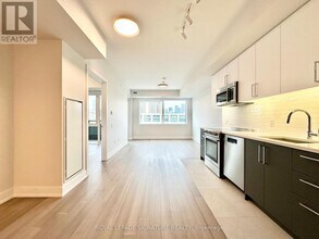 664 Spadina Ave. in Toronto, ON - Building Photo - Building Photo