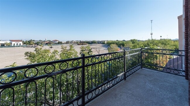 7565 Norman Rockwell Ln in Las Vegas, NV - Foto de edificio - Building Photo