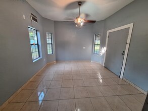 4508 N Mile 4 1/2 W in Weslaco, TX - Building Photo - Building Photo