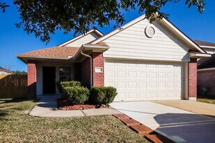 4435 Plumeria Ave in Baytown, TX - Building Photo