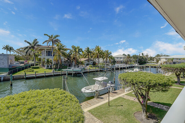 68 Yacht Club Dr