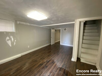 22 Banks St, Unit #B in Cambridge, MA - Building Photo - Building Photo