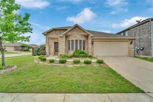 755 Revere Ln in Lavon, TX - Building Photo