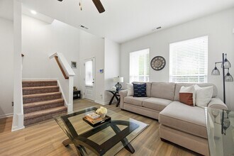 1615 Independence Blvd in Newport News, VA - Building Photo - Building Photo