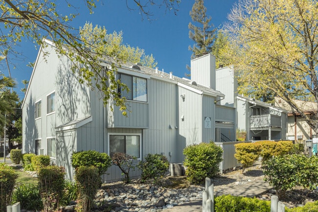 Captains Table Apartments - NEW in Sacramento, CA - Building Photo - Building Photo