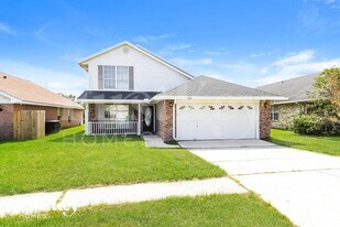 7452 Cliff Cottage Dr in Jacksonville, FL - Building Photo