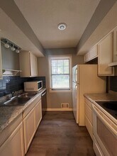 8804 Kaill Rd in Pleasant Valley, MO - Building Photo - Building Photo