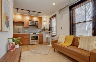 740 Sherman St in Denver, CO - Building Photo