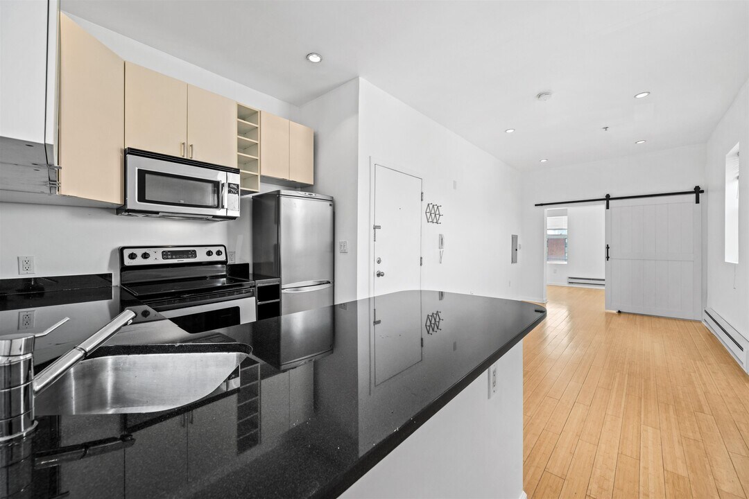 88 Brunswick St in Jersey City, NJ - Building Photo