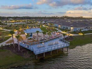 The Tides at Waterside in Sarasota, FL - Foto de edificio - Building Photo