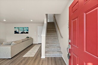 17525 110th Ave E, Unit D in Puyallup, WA - Building Photo - Building Photo