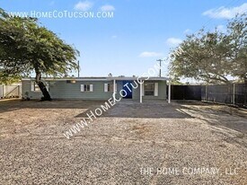 2548 E Glenn St in Tucson, AZ - Building Photo