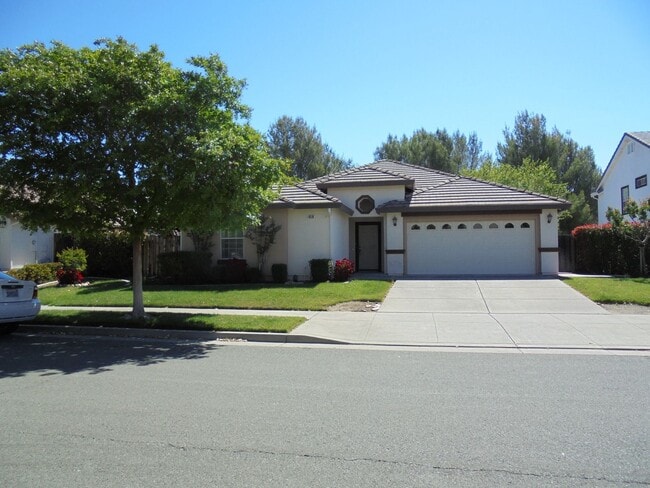 property at 4518 Avondale Cir