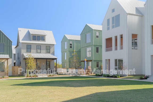 property at 934 Hangar Dr