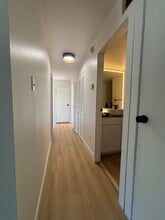 408 Meadow Ln, Unit A in Lowell, IN - Foto de edificio - Building Photo