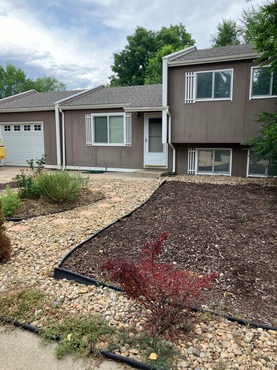 3719 Post Rd in Laporte, CO - Building Photo