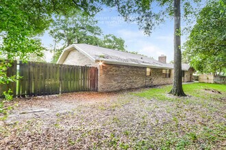 801 Westchester Dr in DeLand, FL - Building Photo - Building Photo