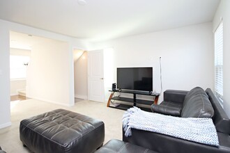 4393 Sunset Dr in Charlottesville, VA - Building Photo - Building Photo